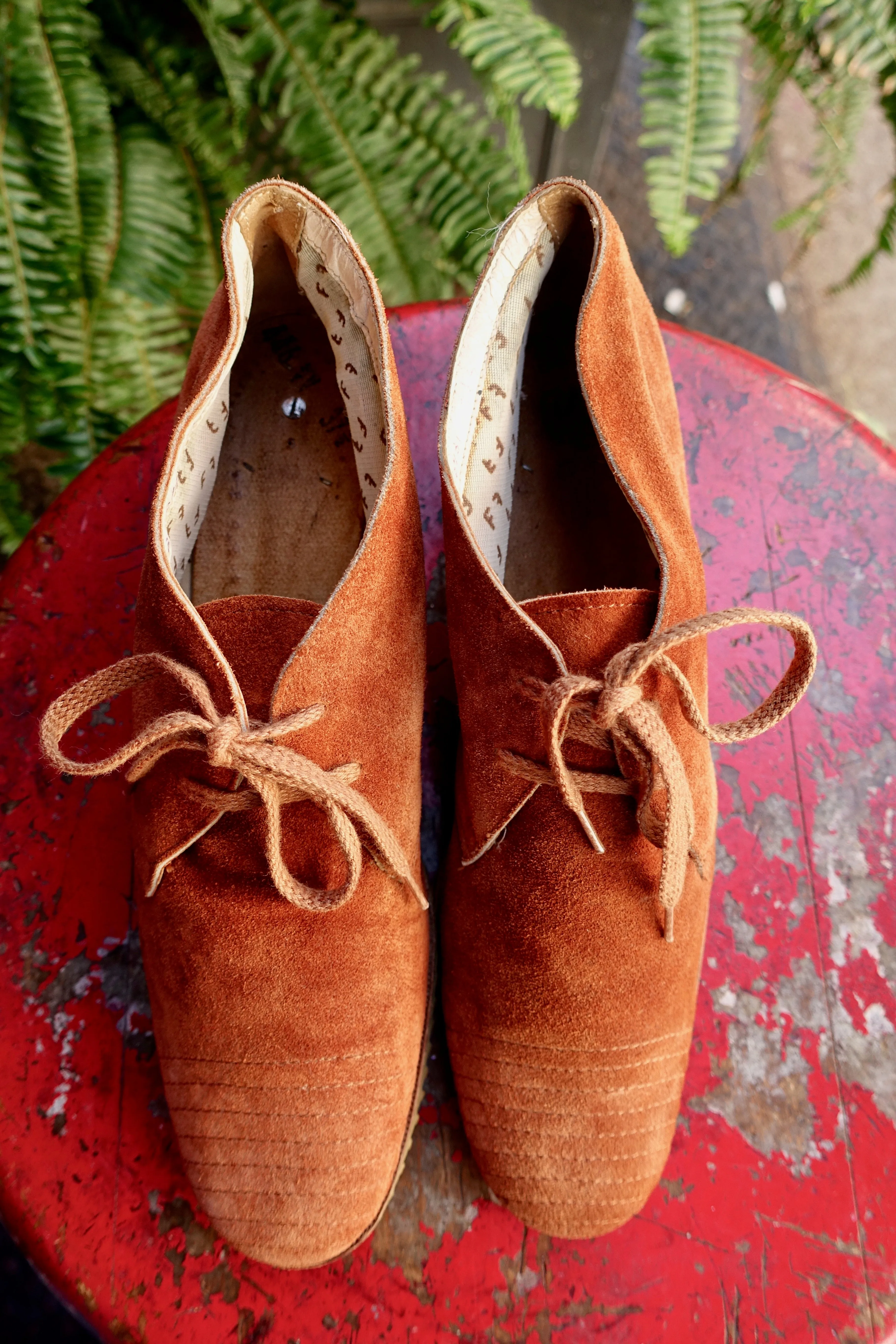 1970's Soft Suede Oxfords