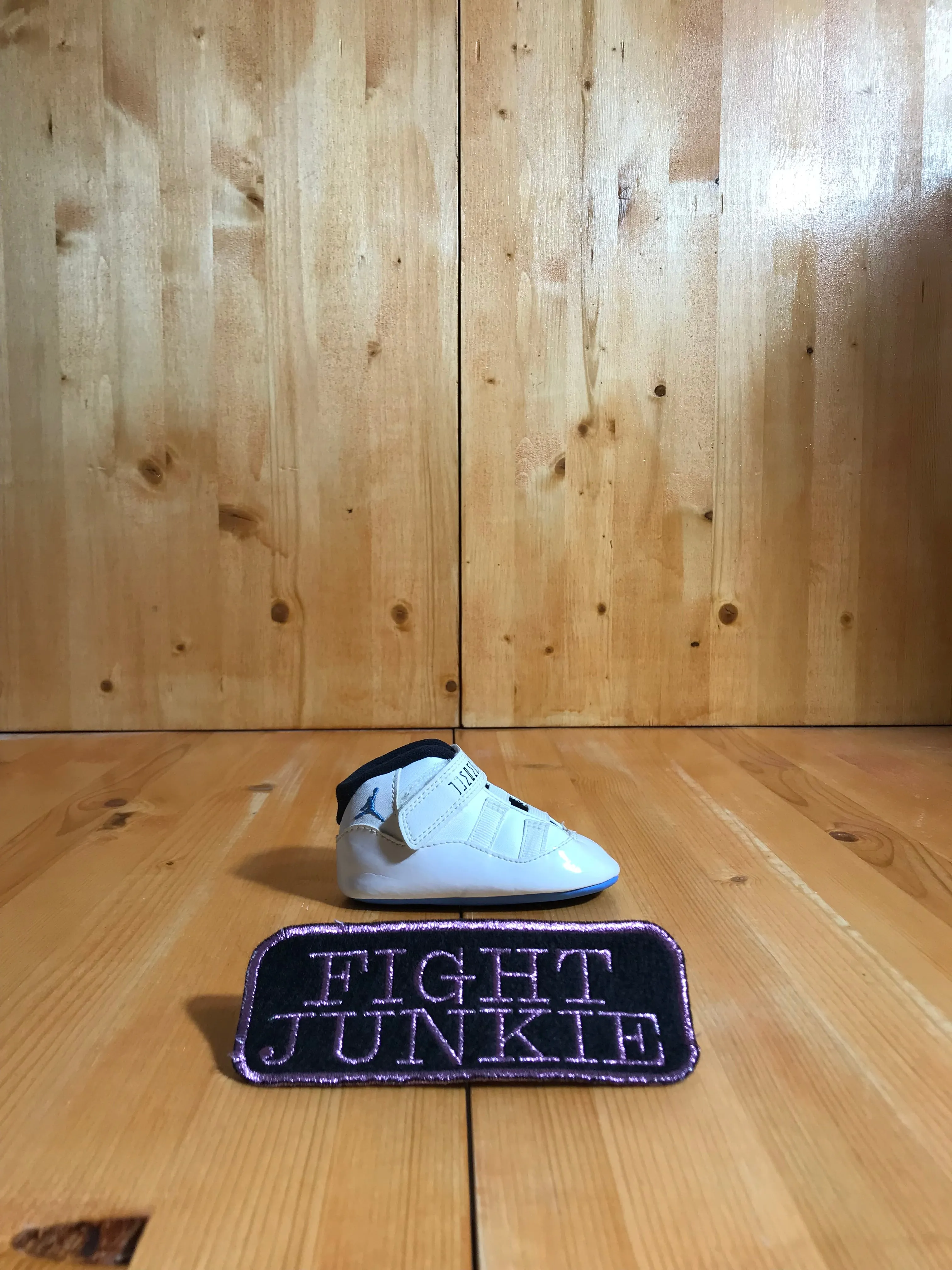 AMPUTEE NIKE AIR JORDAN XI 11 Infant Baby Size 3C Leather UNC Legend Crib Shoe Sneaker Right Only White Blue 378049-117