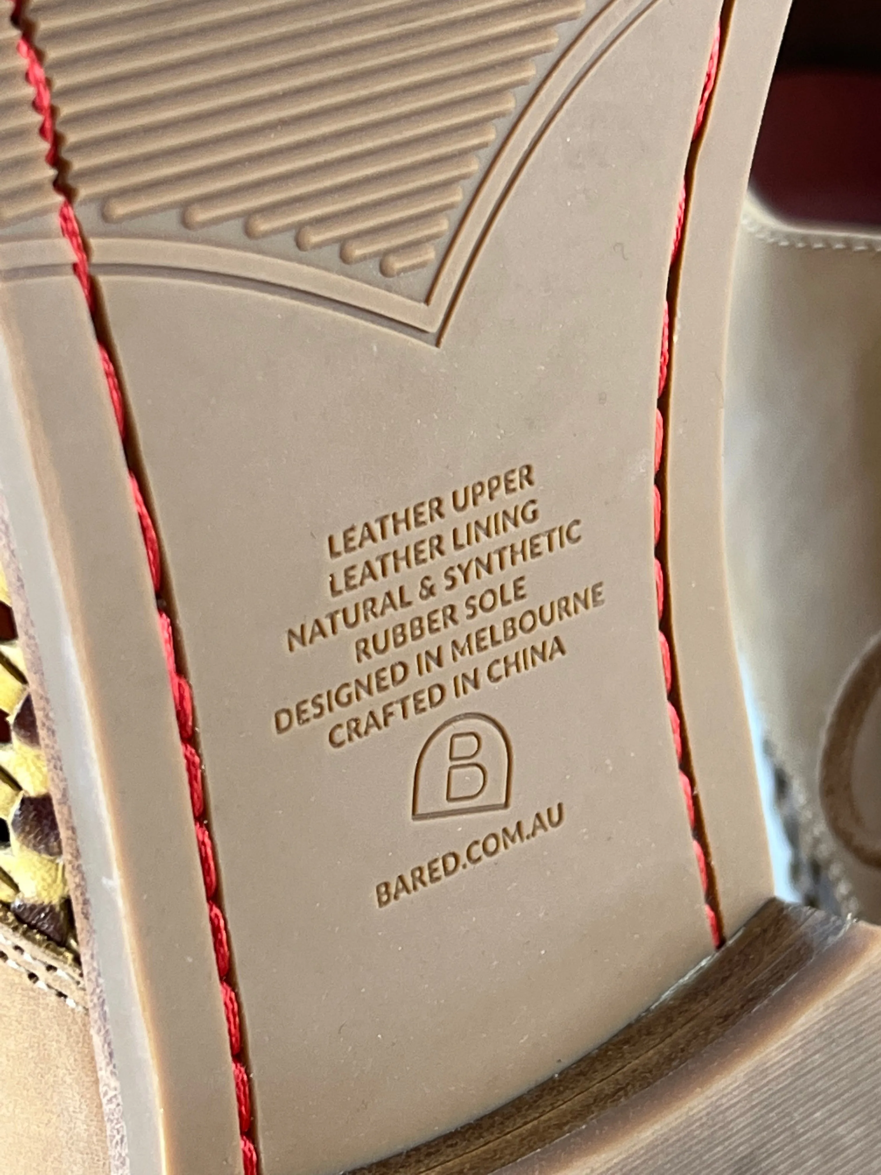 Bared 'Cockatoo' Tan Leather Flat Lace-Ups - EU40