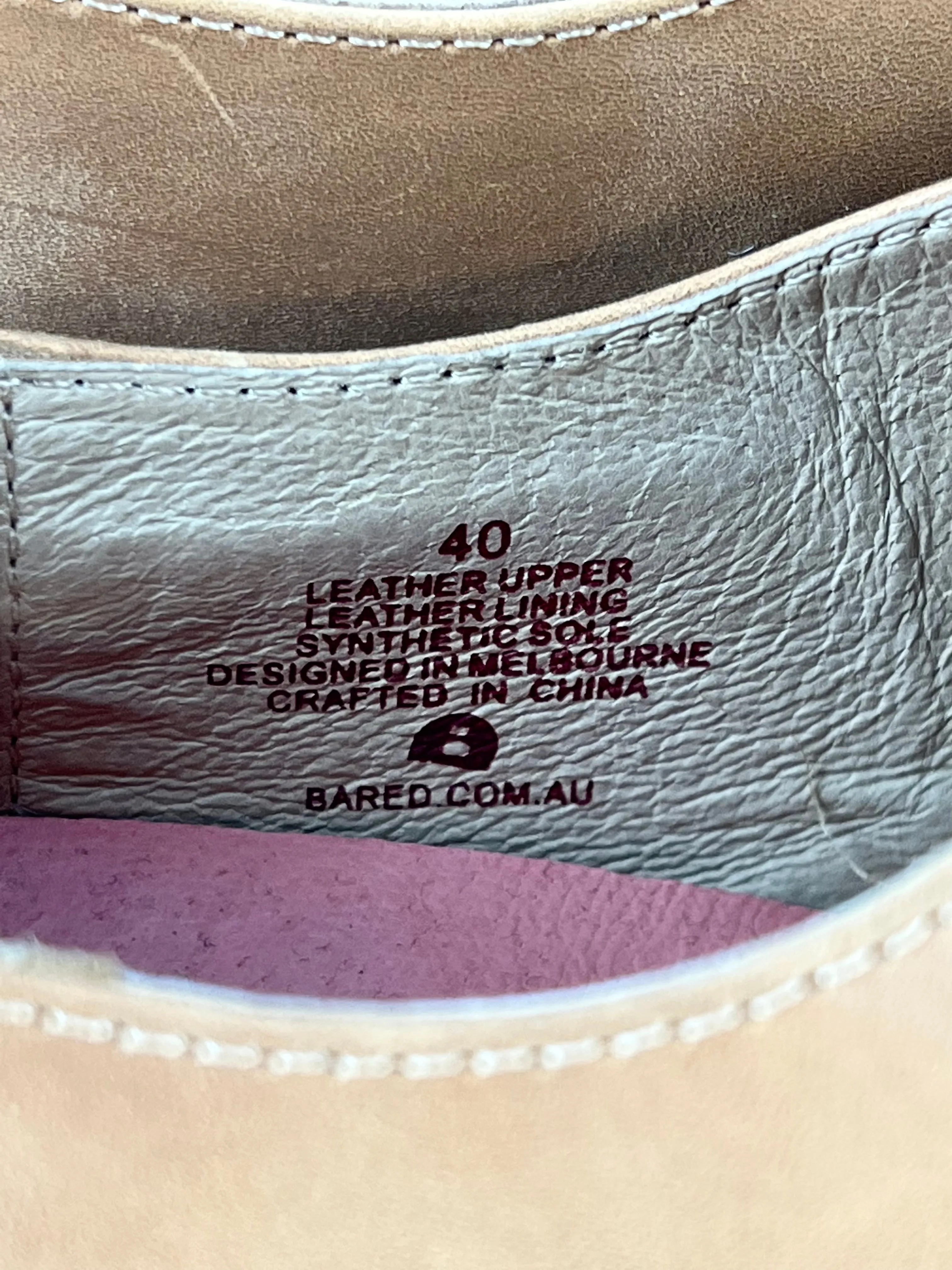 Bared 'Cockatoo' Tan Leather Flat Lace-Ups - EU40