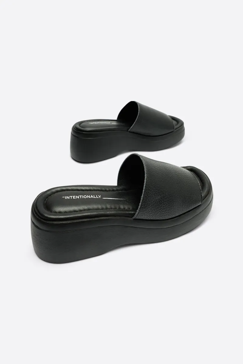 ESSEX WEDGE SANDAL