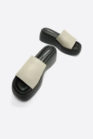 ESSEX WEDGE SANDAL