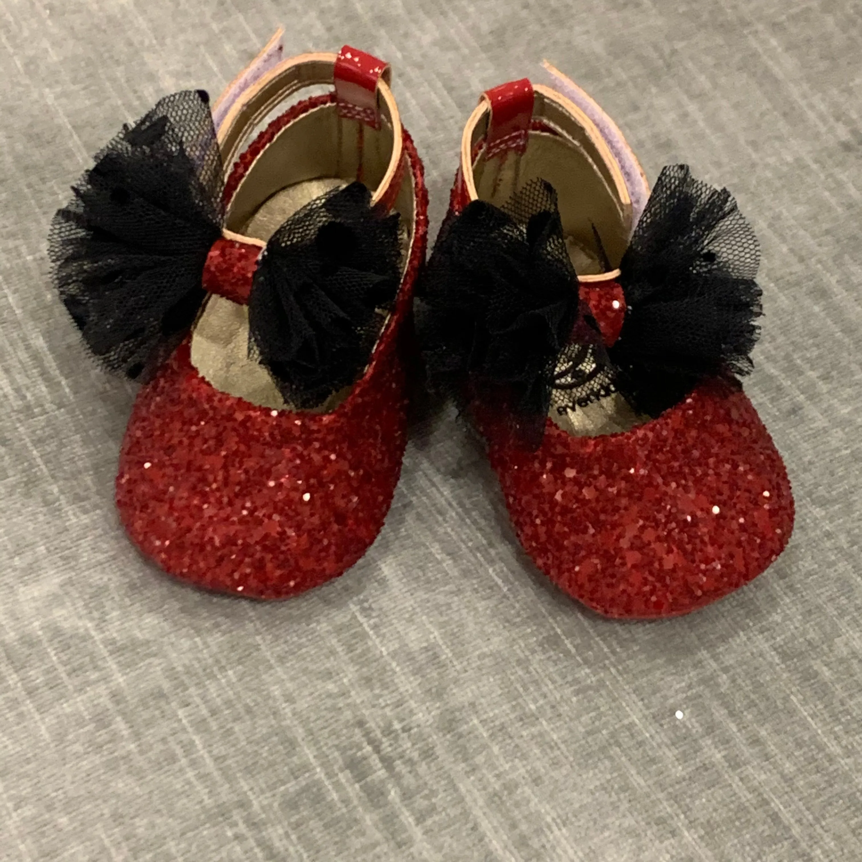 Ever Kid Glitter Crib Shoe