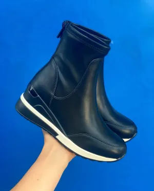 EXE WEX27 Black High Top Sneaker