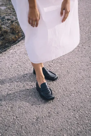 Frida Black Moccasins