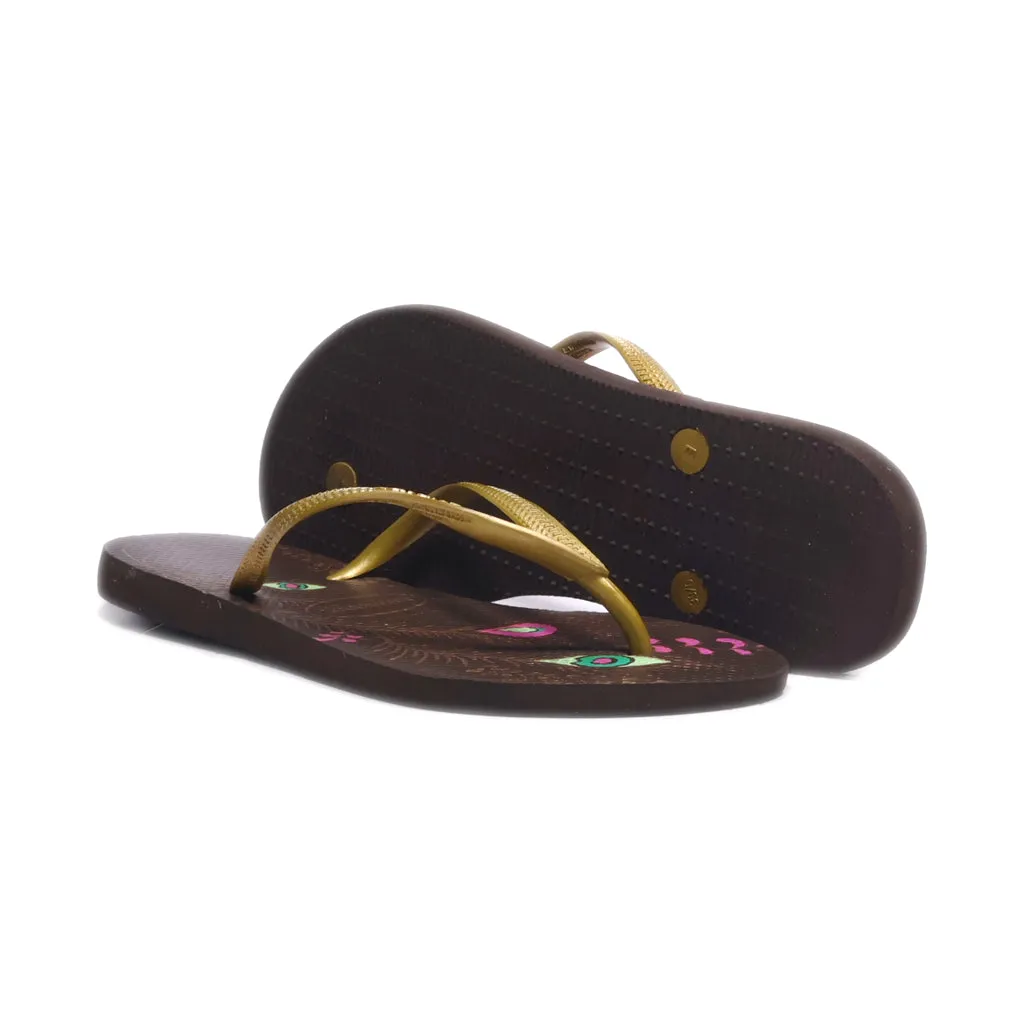 Havaianas Slippers Rubber Gold Colour For Women