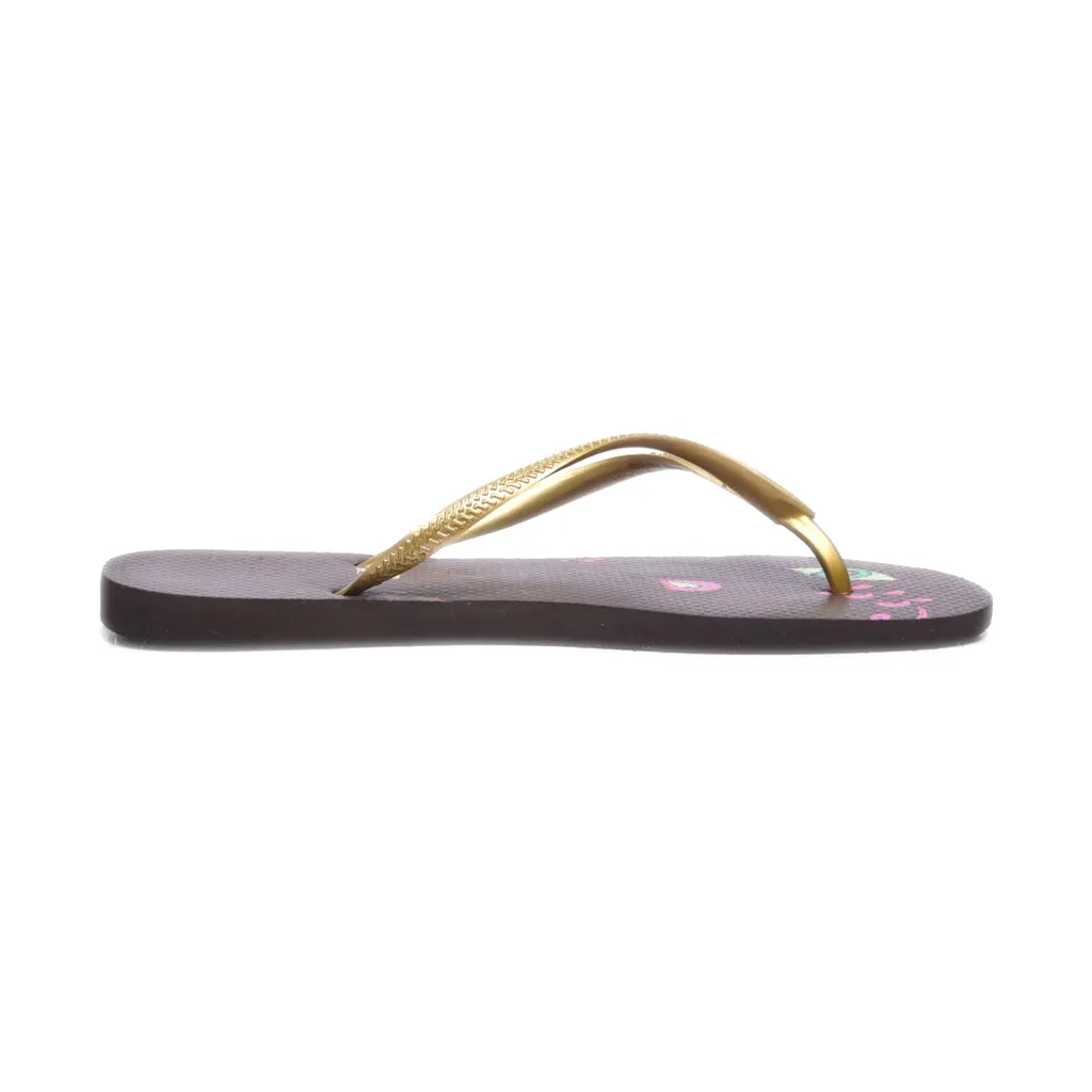 Havaianas Slippers Rubber Gold Colour For Women