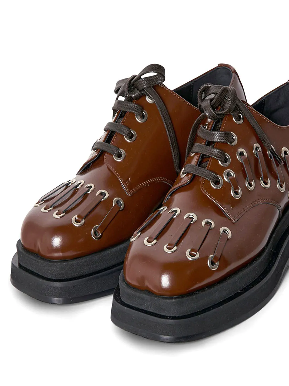 HEART TOE PLATFORM LACE UP GROMMET BROGUE