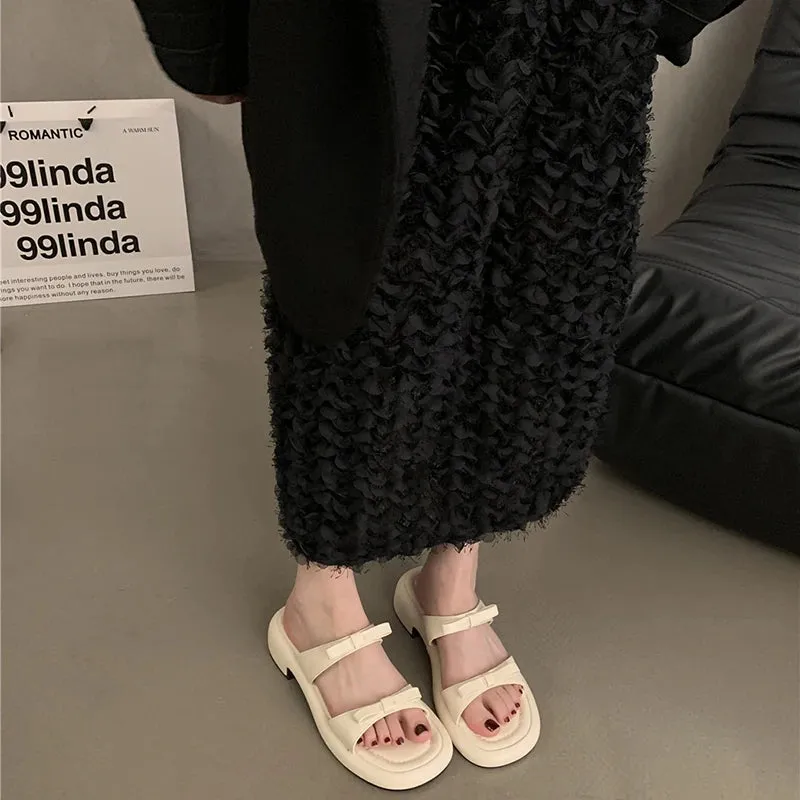 Hnzxzm 2024 New Summer Woman Slippers Fashion Open Toe Low Heel Silvery Ladies Comfort Beach Shoes