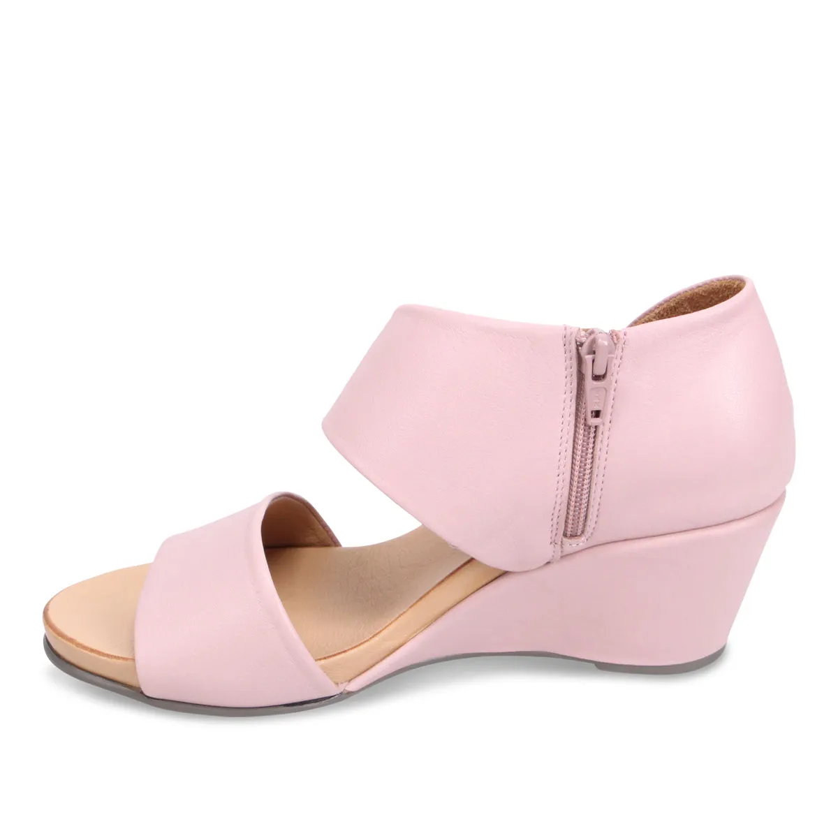 Iyla Wedge Sandal