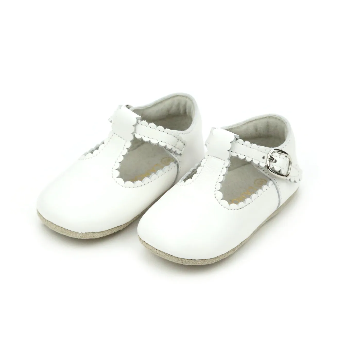 L'Amour Elodie Girls Scalloped T-Strap Crib Shoe