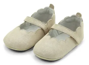 L'amour- Mimi Scalloped Crib Mary Jane