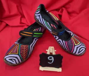 Mary Jane Mola Shoes - Size 9 - Durin