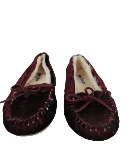 Minnetonka Driving Shoes, Womens, Maroon Size 6M (SKU 000277-8)