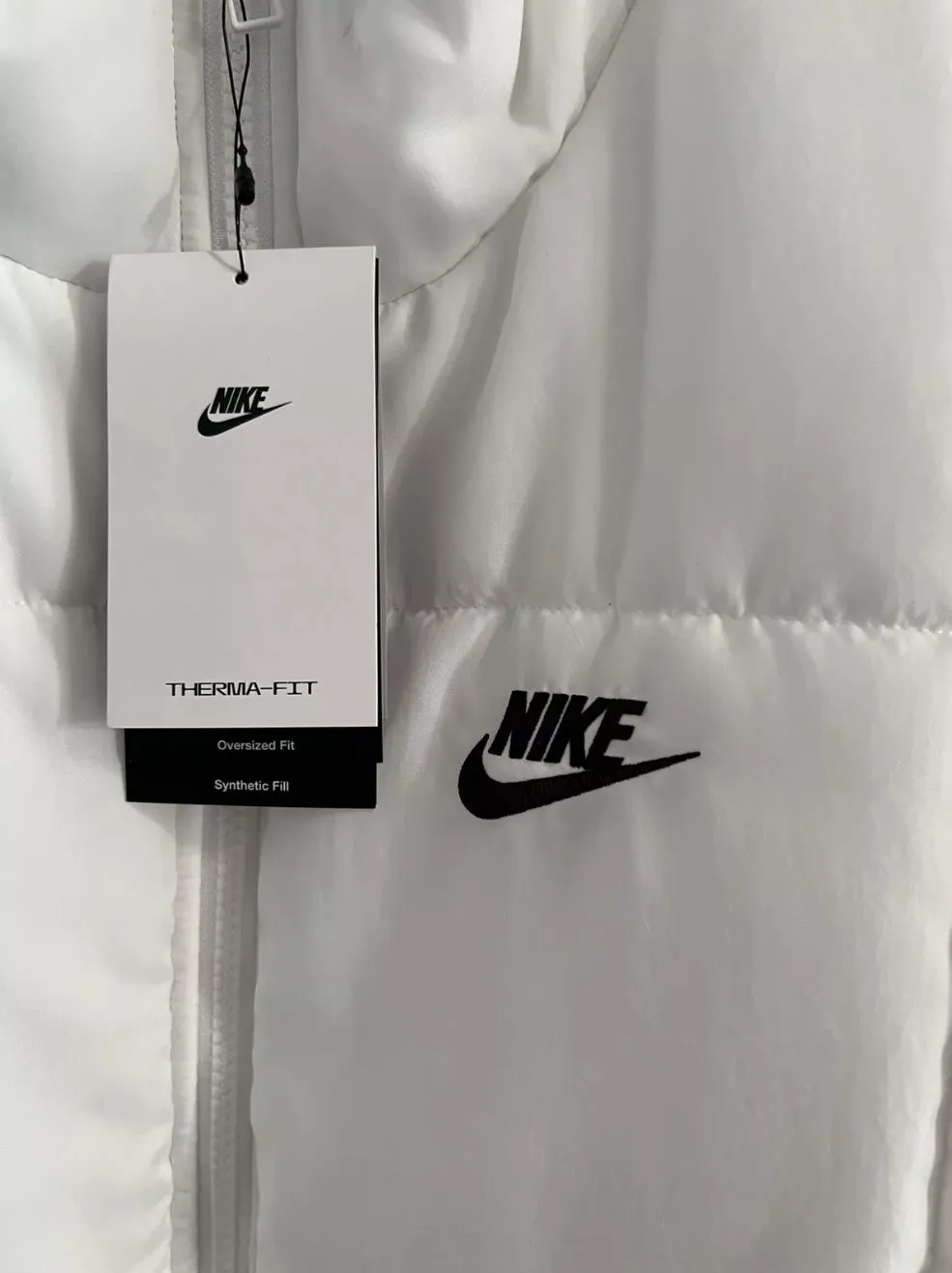 NEW! NIKE Classic Puffer Therma-Fit Oversized L Lrg Large Adult Women Sleeveless White Vest Jacket
