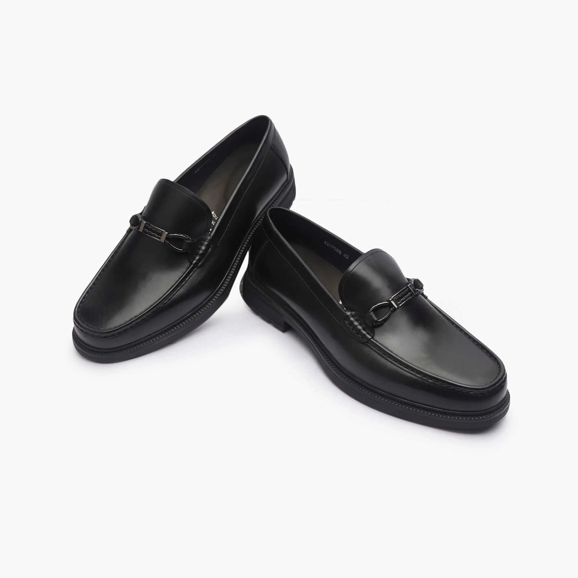 Sheridan Minimal Metal Bit Slip On