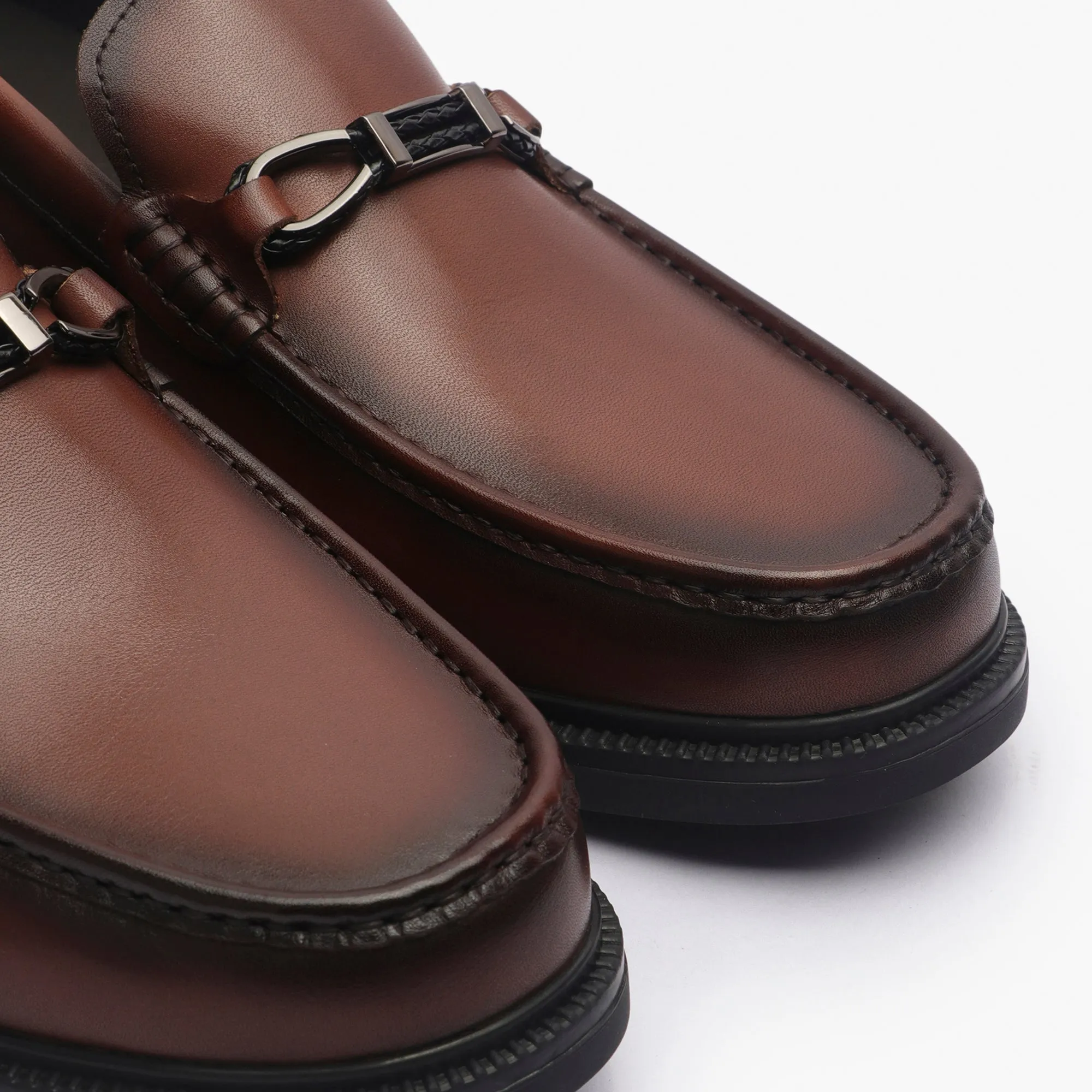 Sheridan Minimal Metal Bit Slip On