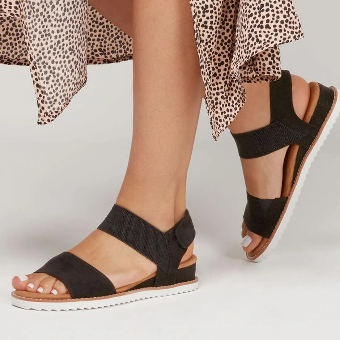 Skechers Bobs Womens Desert Kiss Low  Wedge Sandal Black
