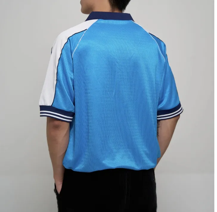 Special edition Noel GallagherManchester city 1999 home shirt