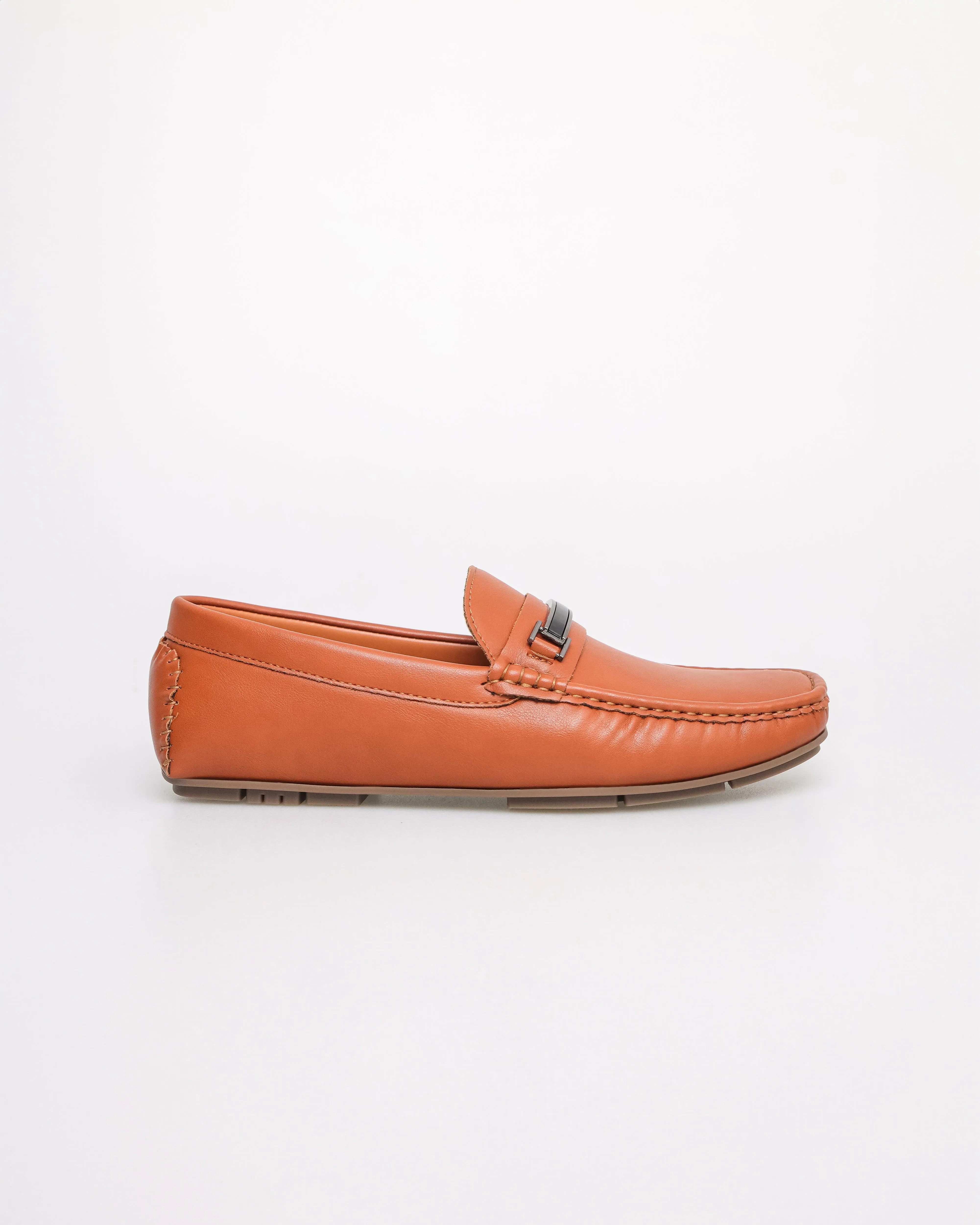 Tomaz C618 Men's Metallic Charm Buckle Moccasins