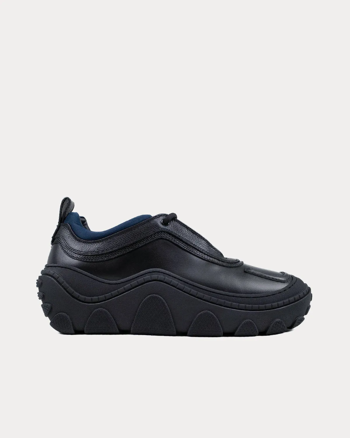 Tonkin Lace Up Nero Low Top Sneakers