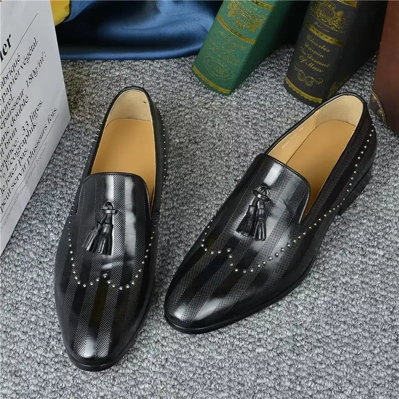 Veltique Silvareign Slip Brogues