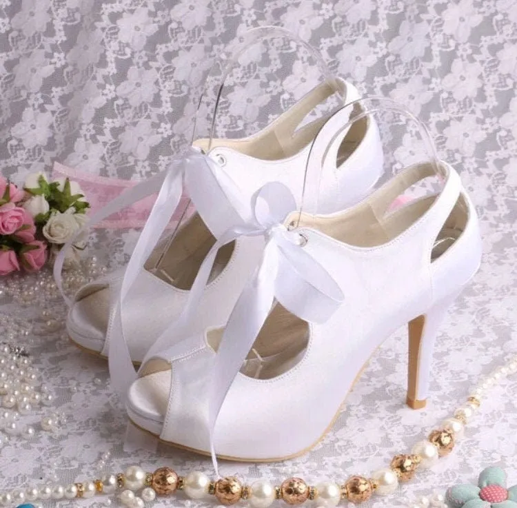 Vintage Satin Mary Jane Bridal Shoes