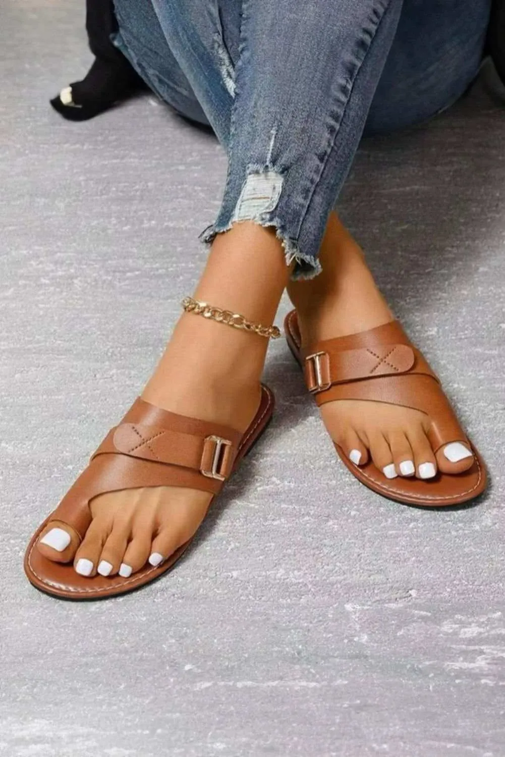 White PU Leather Metal Buckle Flat Thong Slides Shoes