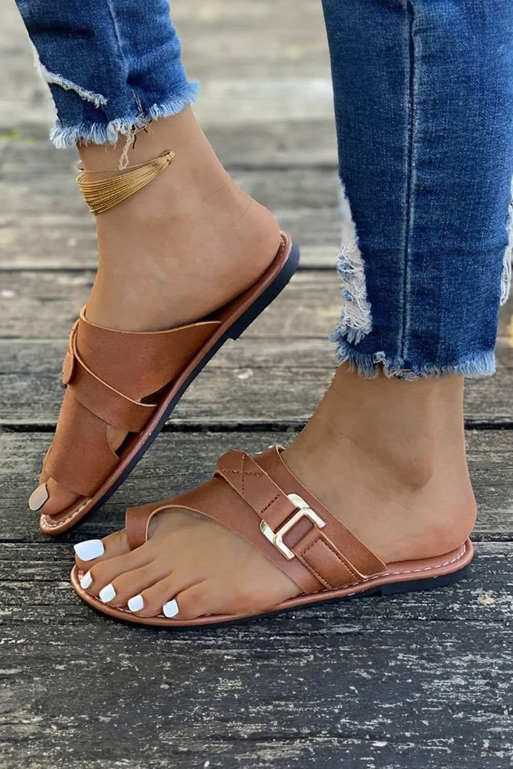White PU Leather Metal Buckle Flat Thong Slides Shoes