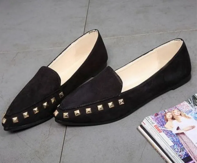 Women's Spring/Autumn Flat Loafers Decorated With Rivets